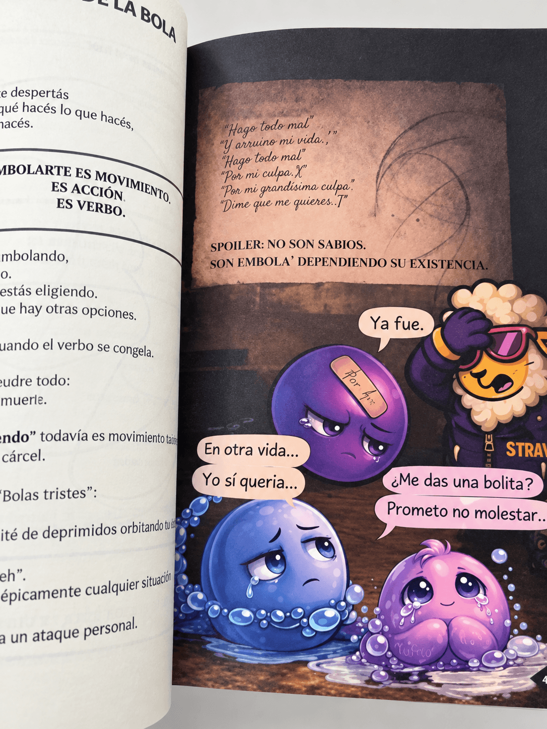 Doble página física de ¡Qué Embole! con personajes Bolas